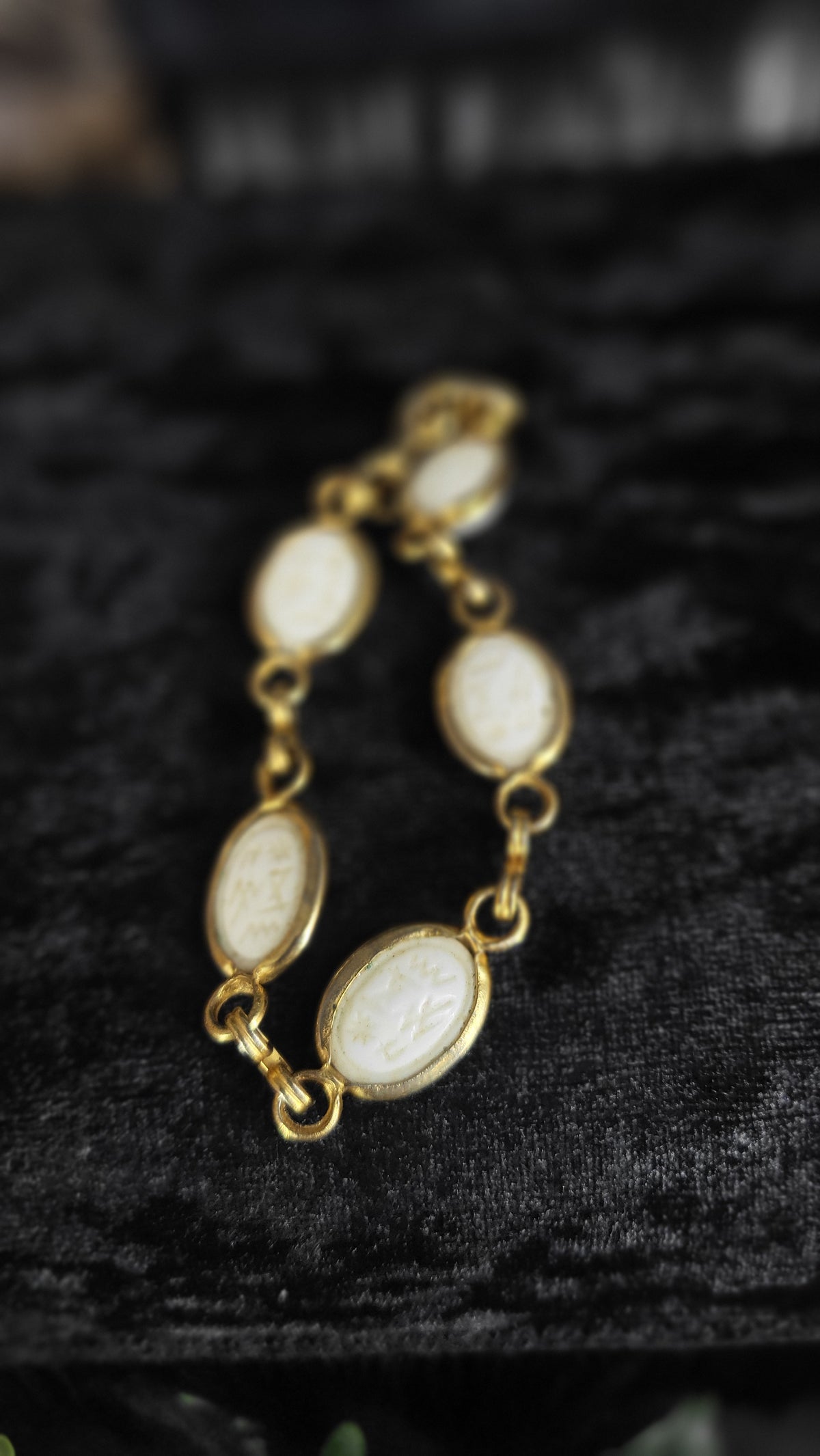 VINTAGE WHITE SCARAB BRACELET

A little relic for the collector of beautiful things.

Vintage white scarab bracelet with an old-world presence and just the right touch of mystery. The scarab has long been associated with renewal, transformation, and the e