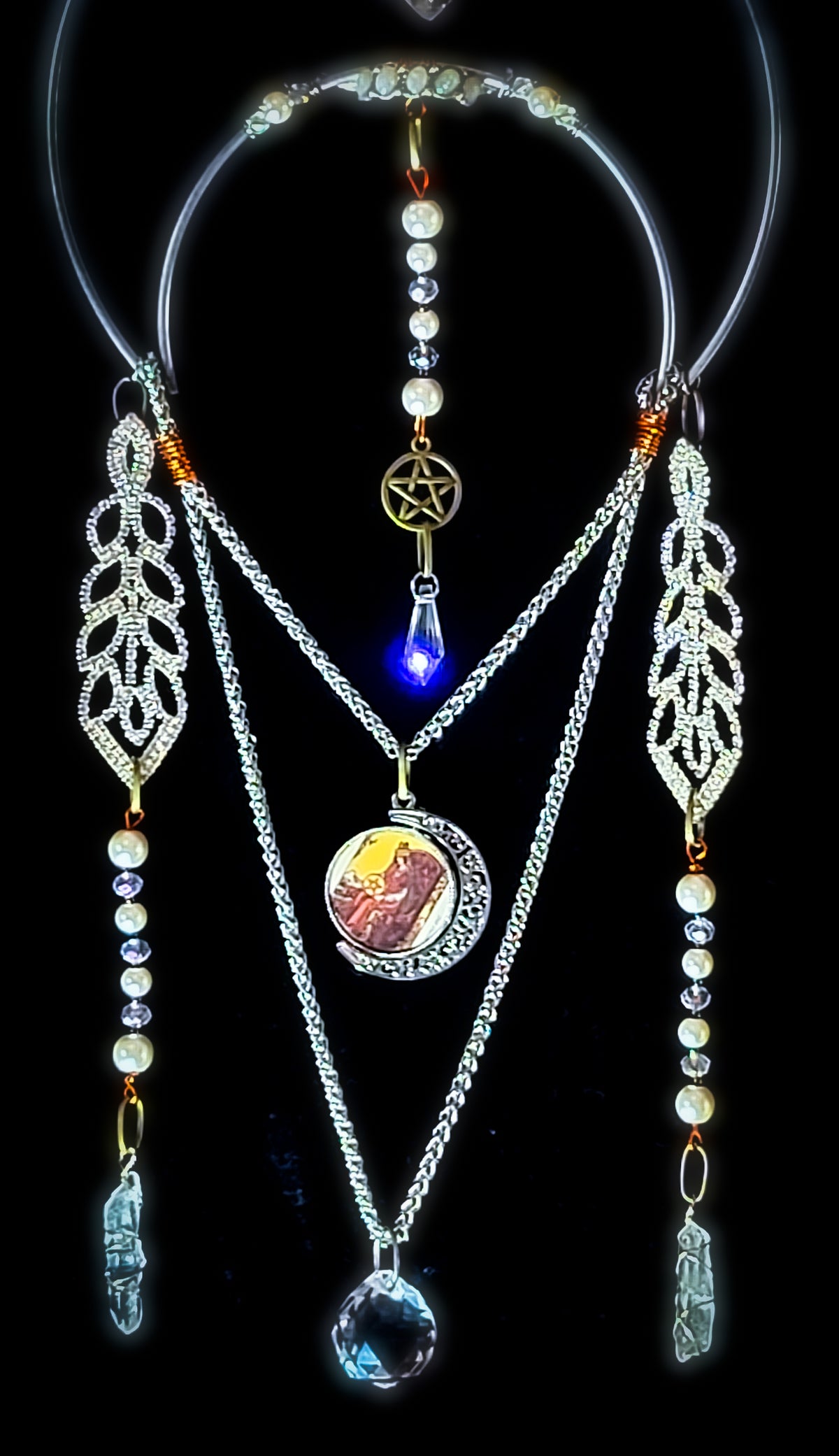 QUEEN OF PENTACLES - Nocturne Arcana Collection Suncatcher